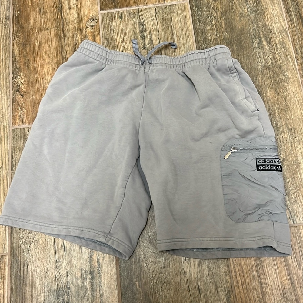 Adidas RYVM218 Grey Shorts